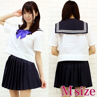 青いリボンのセーラー服(夏服) M