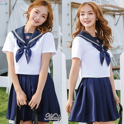 <malymoon>リボン付き・シンプルで可愛い紺セーラー服(半袖)
